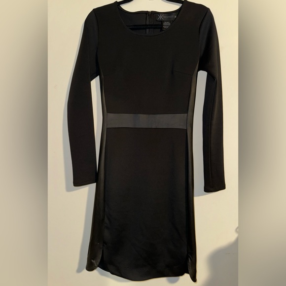 Kardashian Kollection Dresses & Skirts - EUC Kardashian Kollection Fitted Black Dress - L Large Long Sleeve Faux Leather